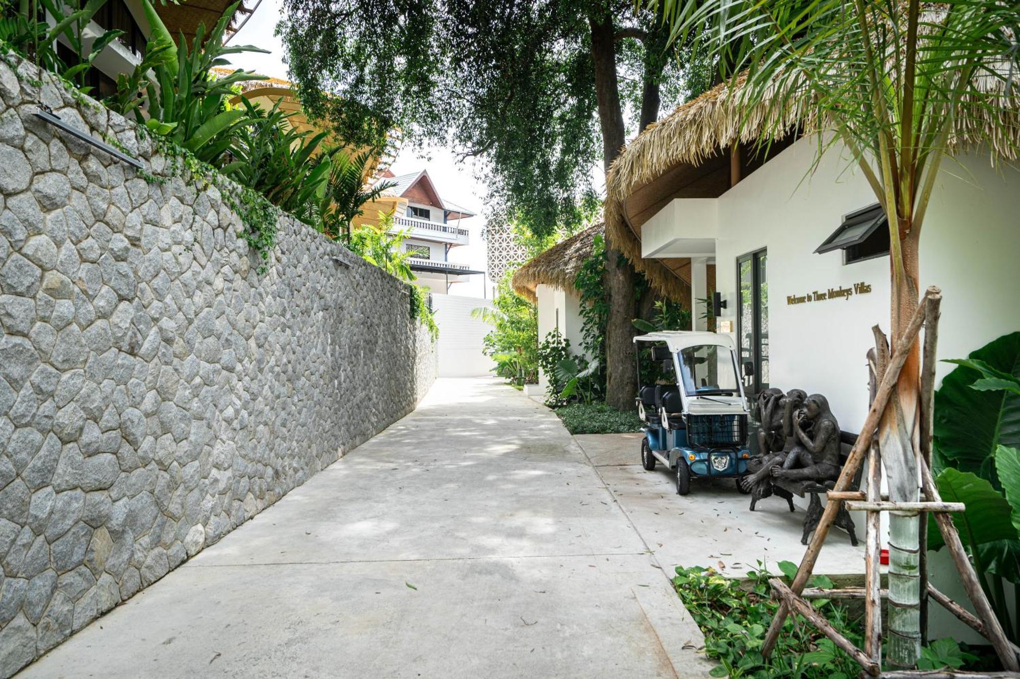 Three Monkeys Villas Patong Szoba fotó